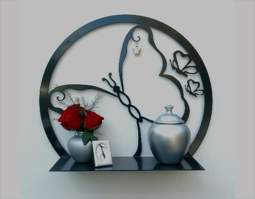 herdenkingshoekje voor aan de wand