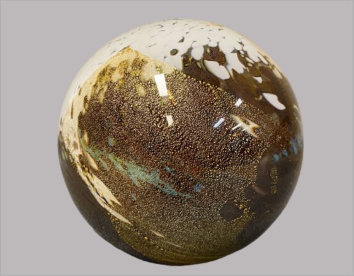 Glazen bol urn met goud